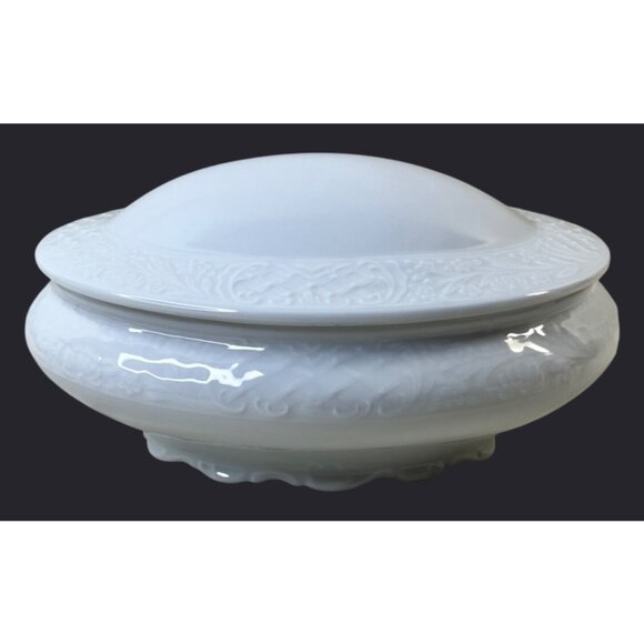 Schumann SCH212 White Oval Domed Covered Caserole Vegetable Bowl Bavaria Germany - Picture 3 of 12